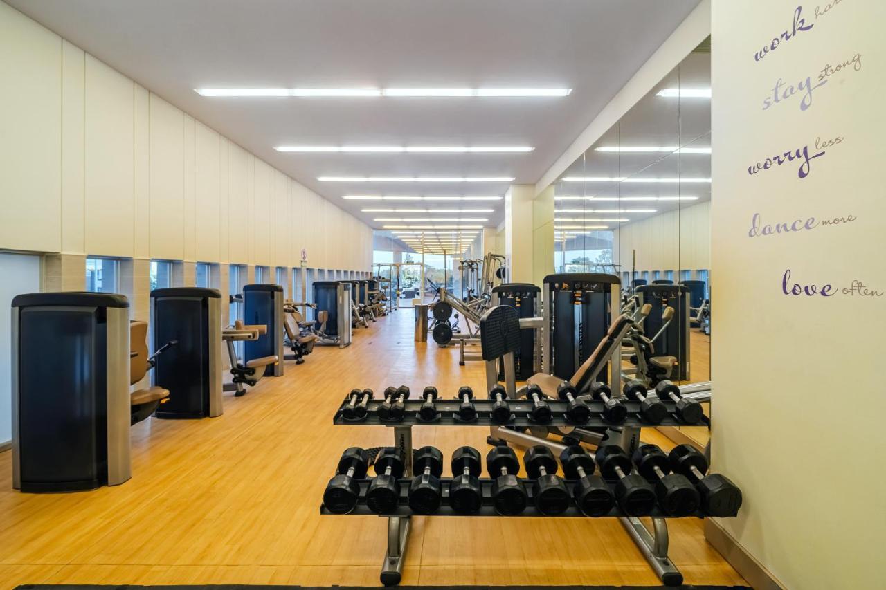 Hyatt Regency Mexico City Exterior photo The gym at the hotel