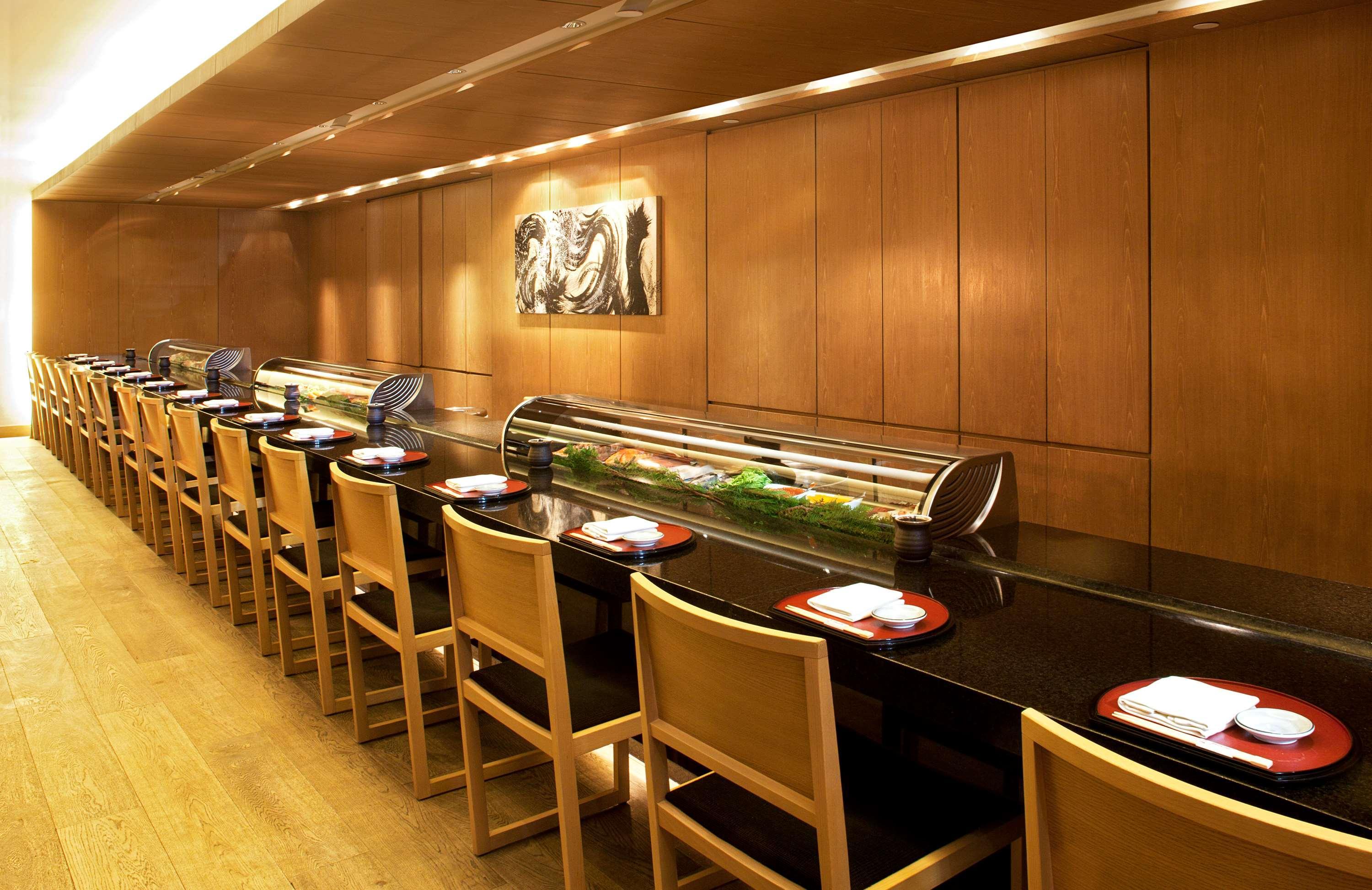 Hyatt Regency Mexico City Exterior photo A sushi bar