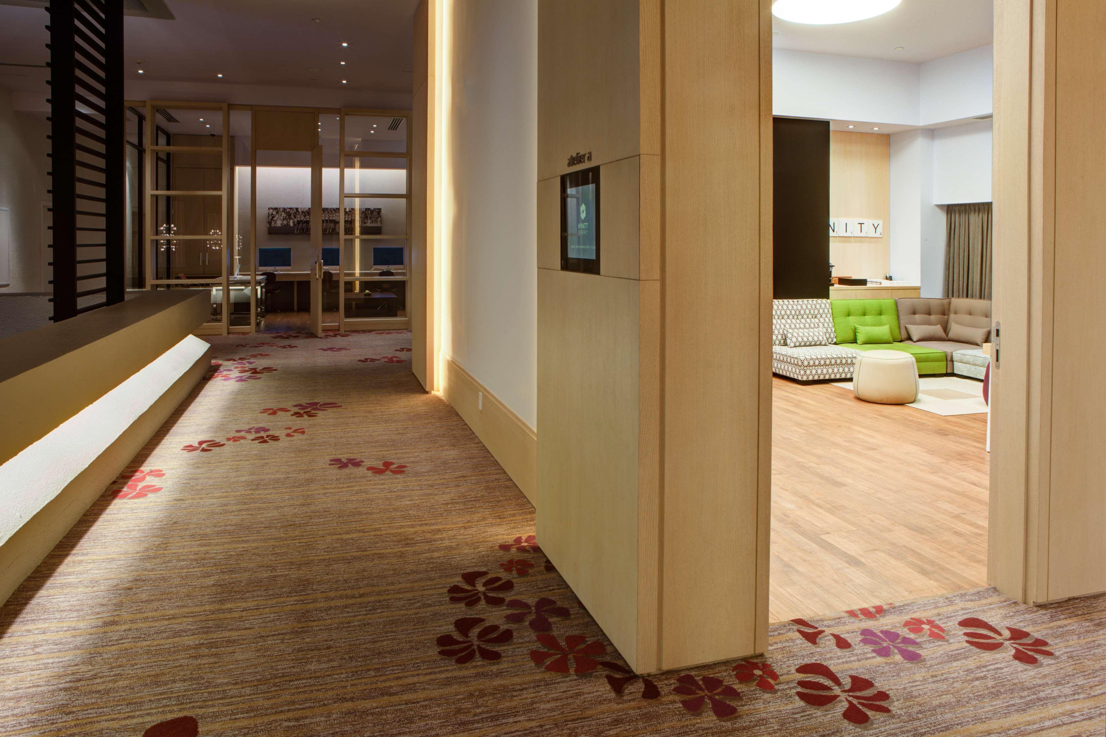 Hyatt Regency Mexico City Exterior photo A 3D rendering of a hotel room